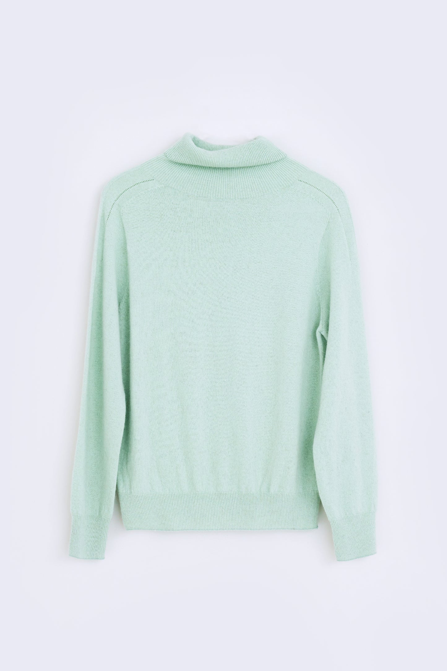 pokofosca-fw-24-raccoon-turtleneck-knit-(jade)