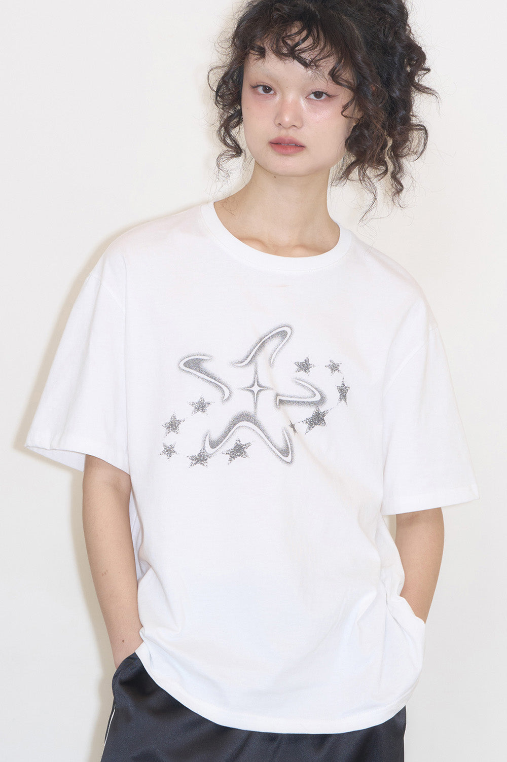 illigo-ss-25-milky-way-oversized-tshirt-white