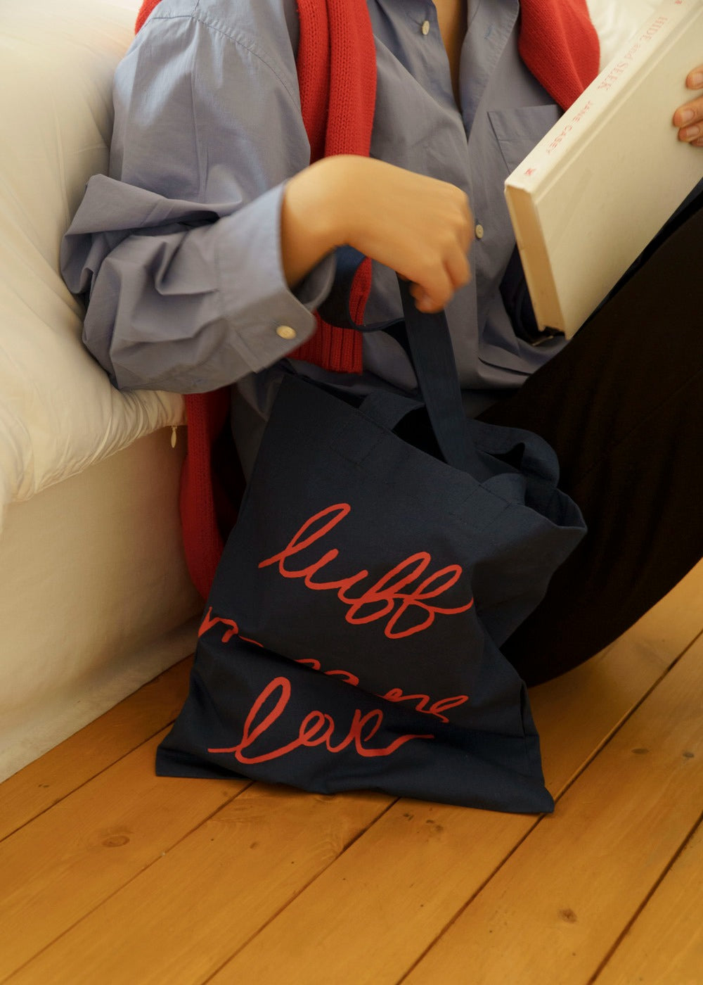 luff-seasonless-love-bag-navy