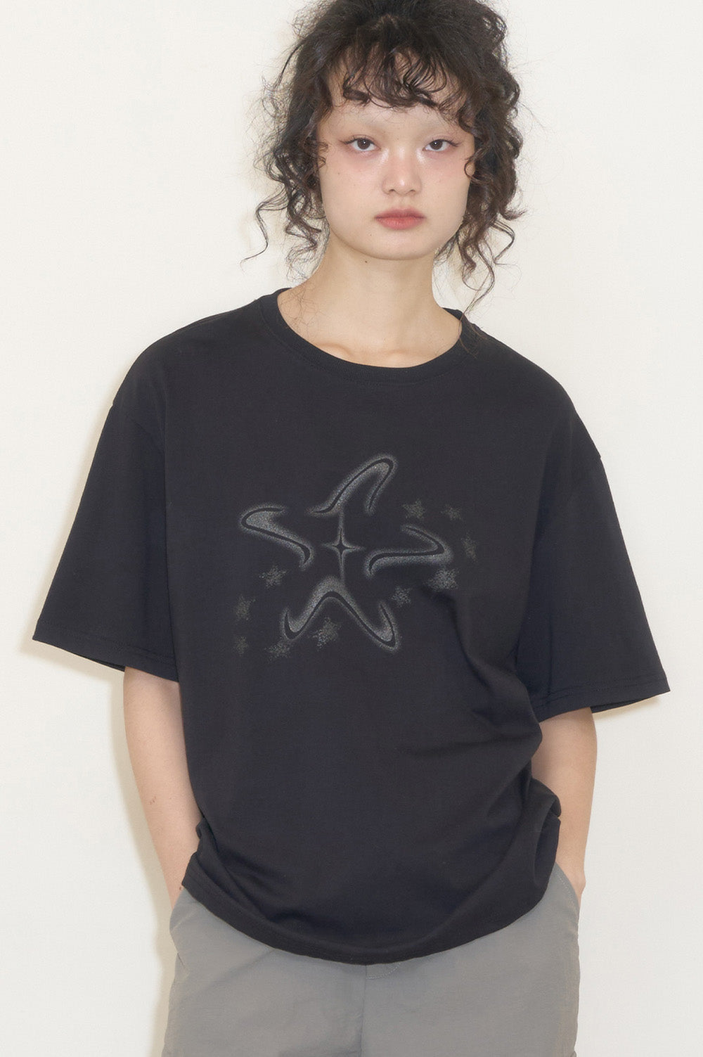 illigo-ss-25-milky-way-oversized-tshirt-black