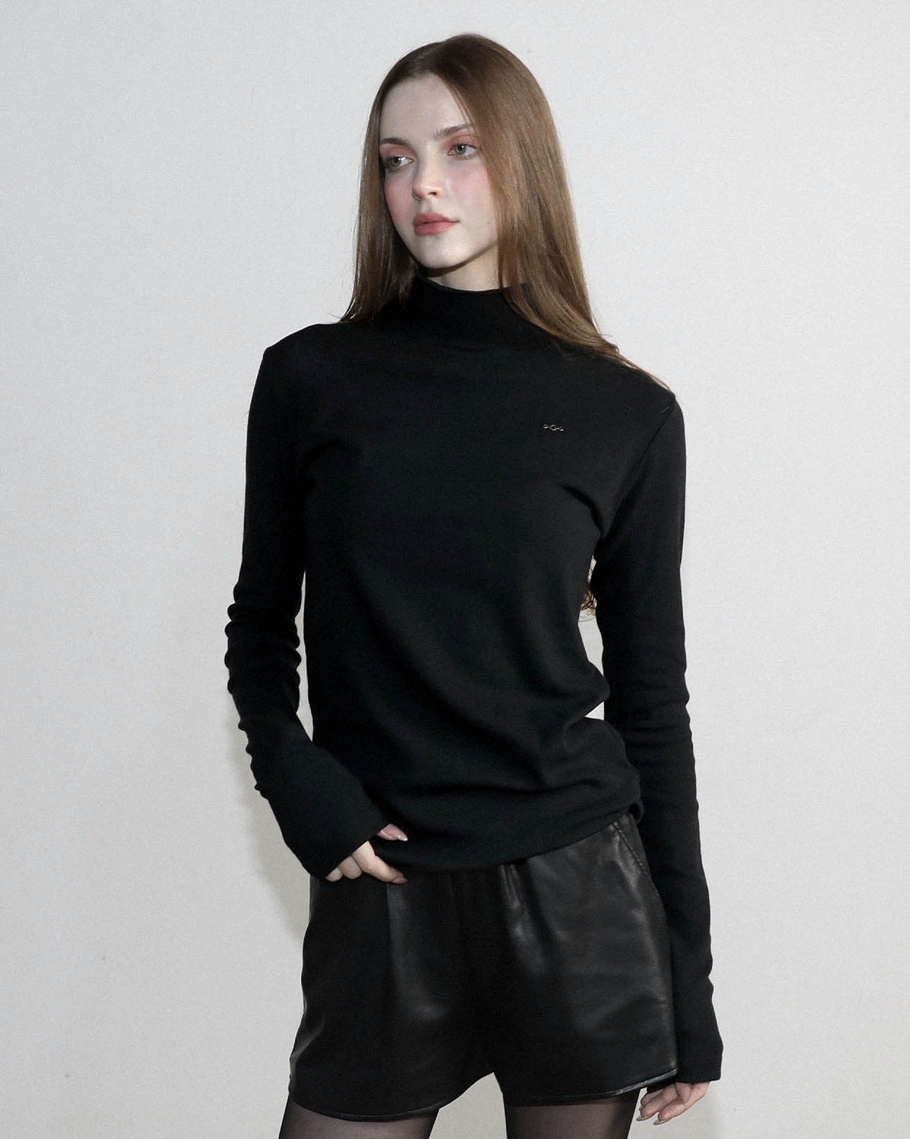 magoren-seoul-fw-24-metal-triclipse-loose-fit-turtleneck-long-sleeve-black