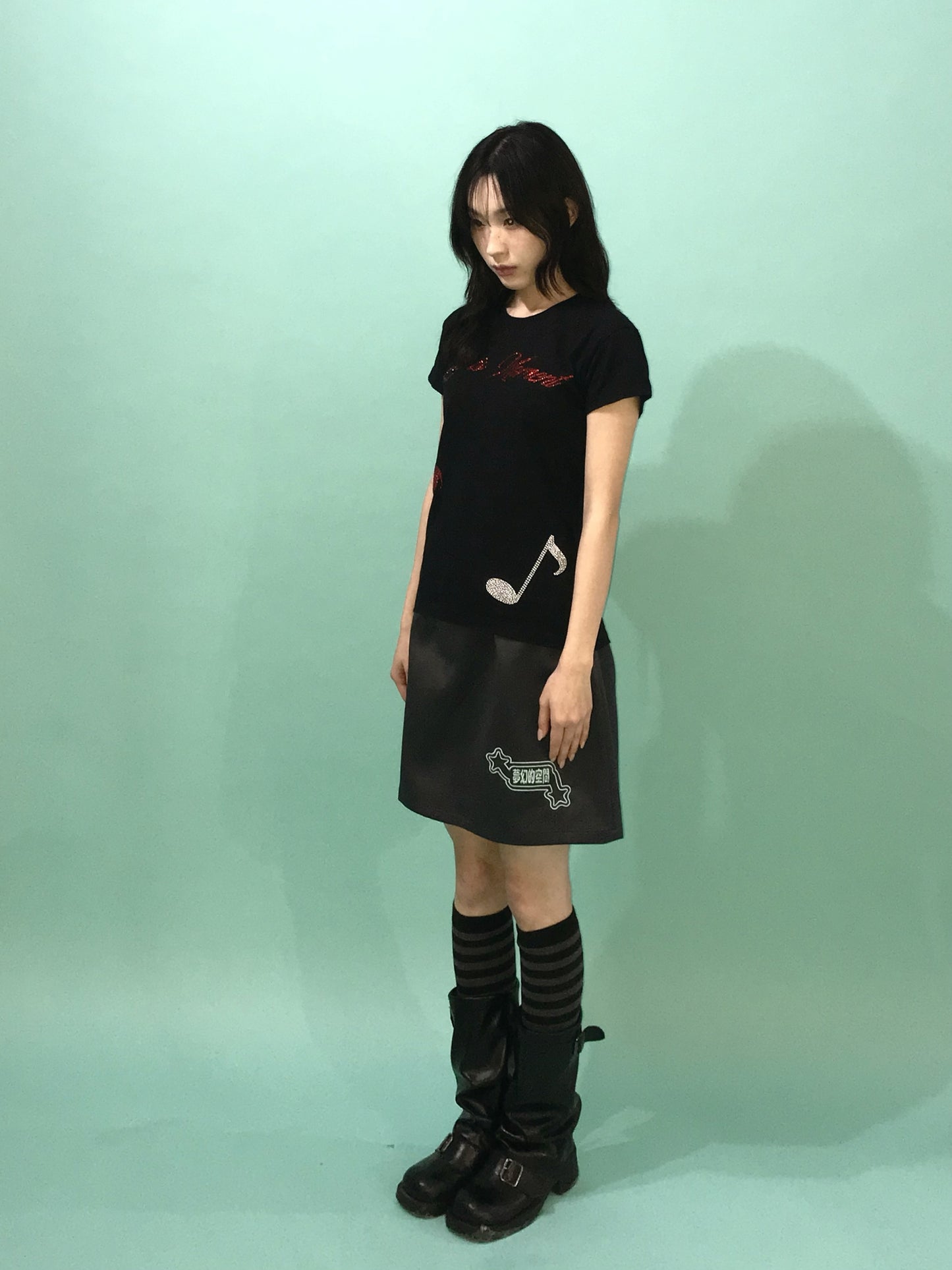 [MJZ] SS 25 MOMENT BLACK T