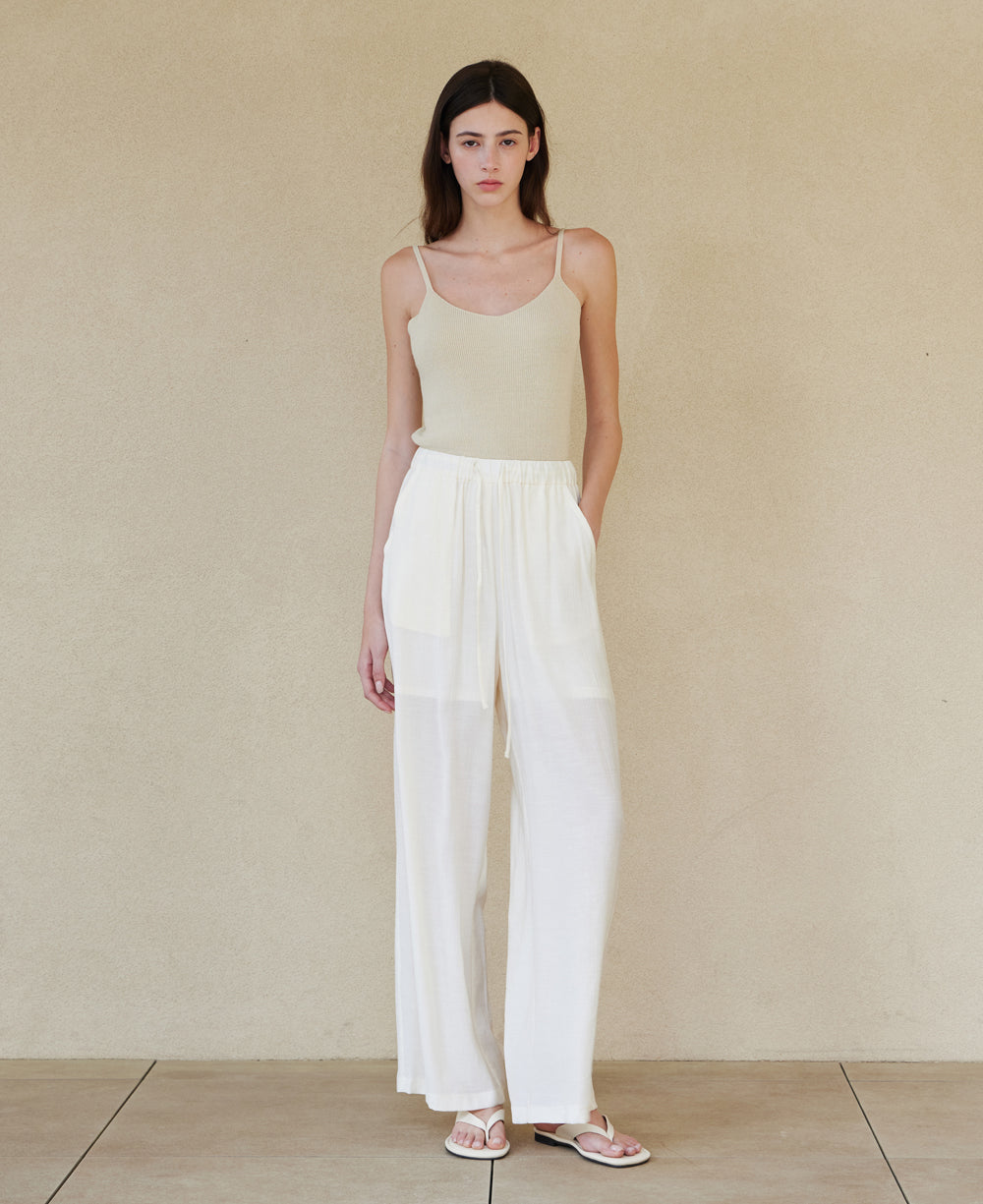 step-around-ss-24-pleated-banding-wide-pants_ivory