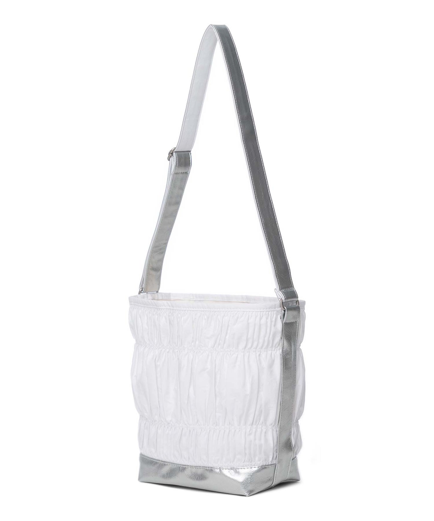 yahn-sisi-seasonless-fairy-bucket-bag-silver