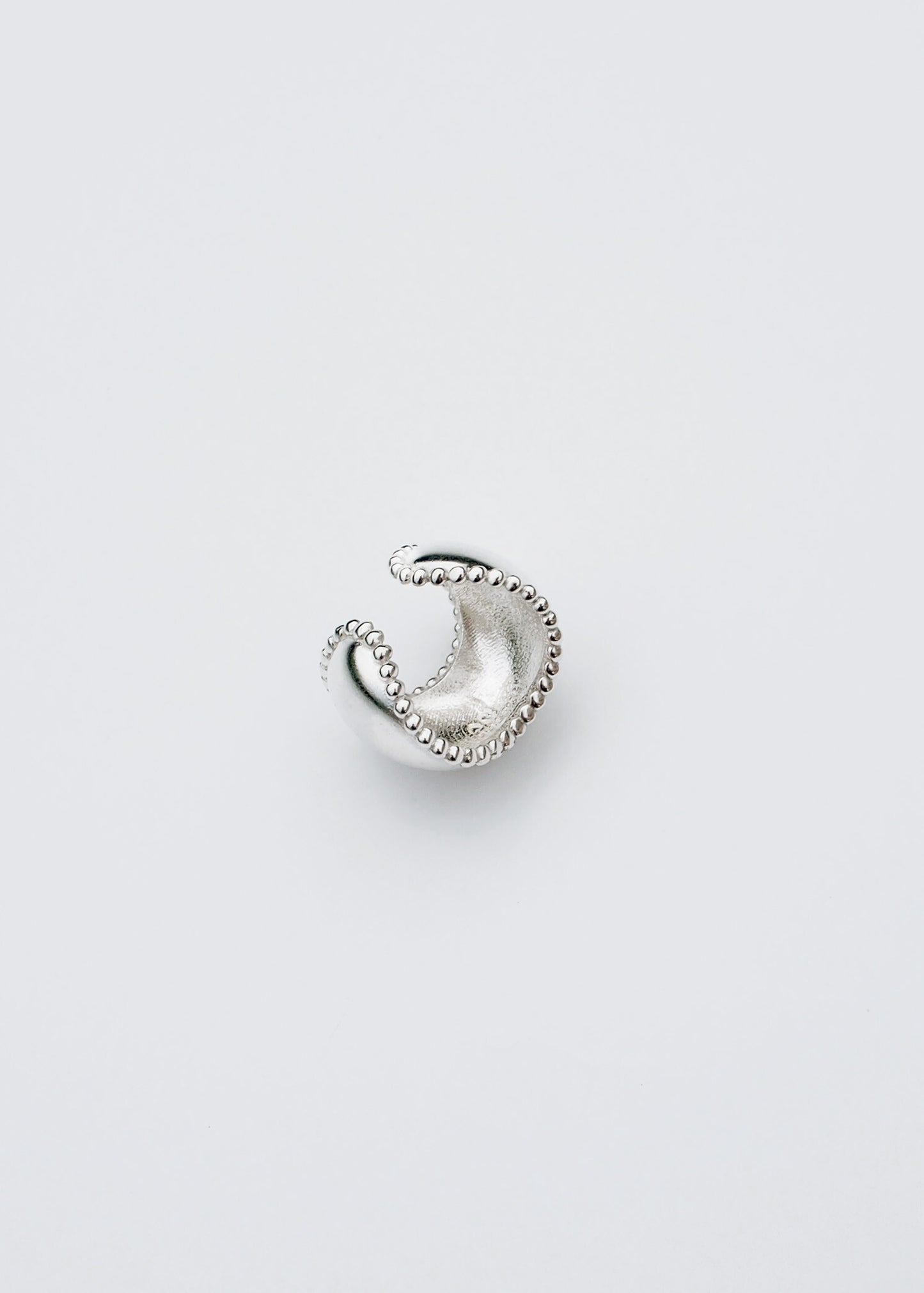 inodore-seasonless-24-roman-earcuff