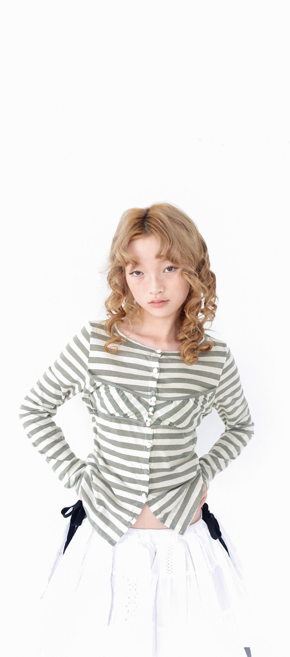 faerie-ss-24-fa-er-ie-stripe-button-cardigan-khaki