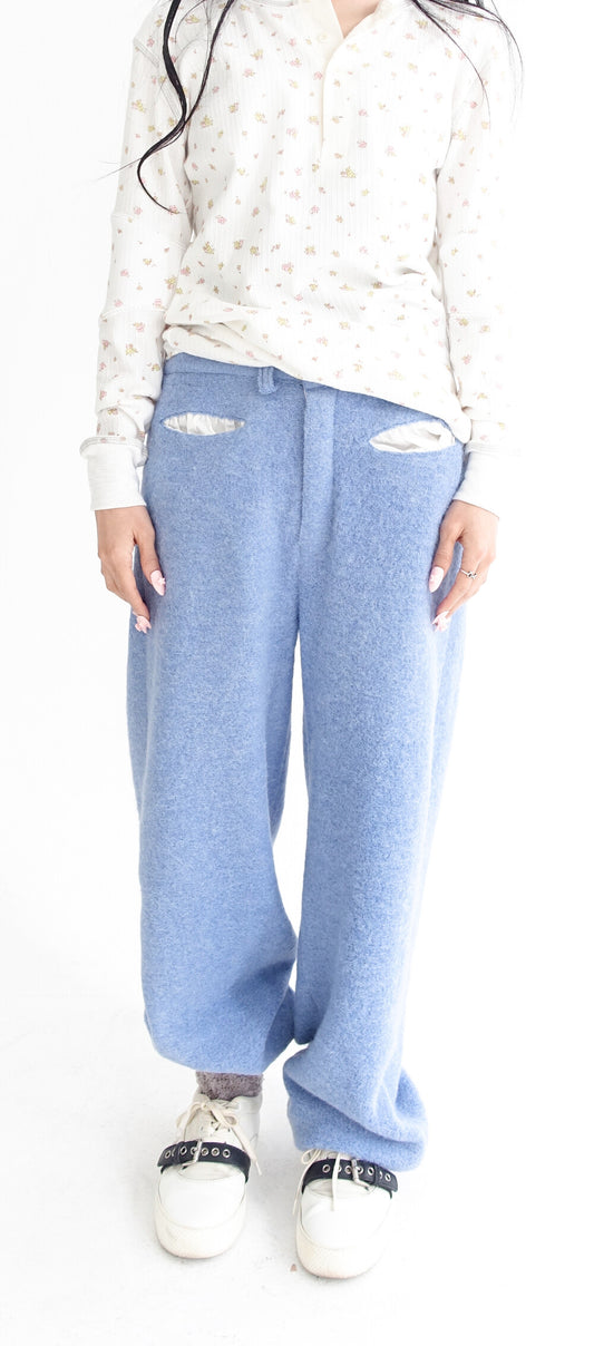 faerie-fw-24-(fa.er.ie)-fluffy-easy-jogger-pants-(blue)