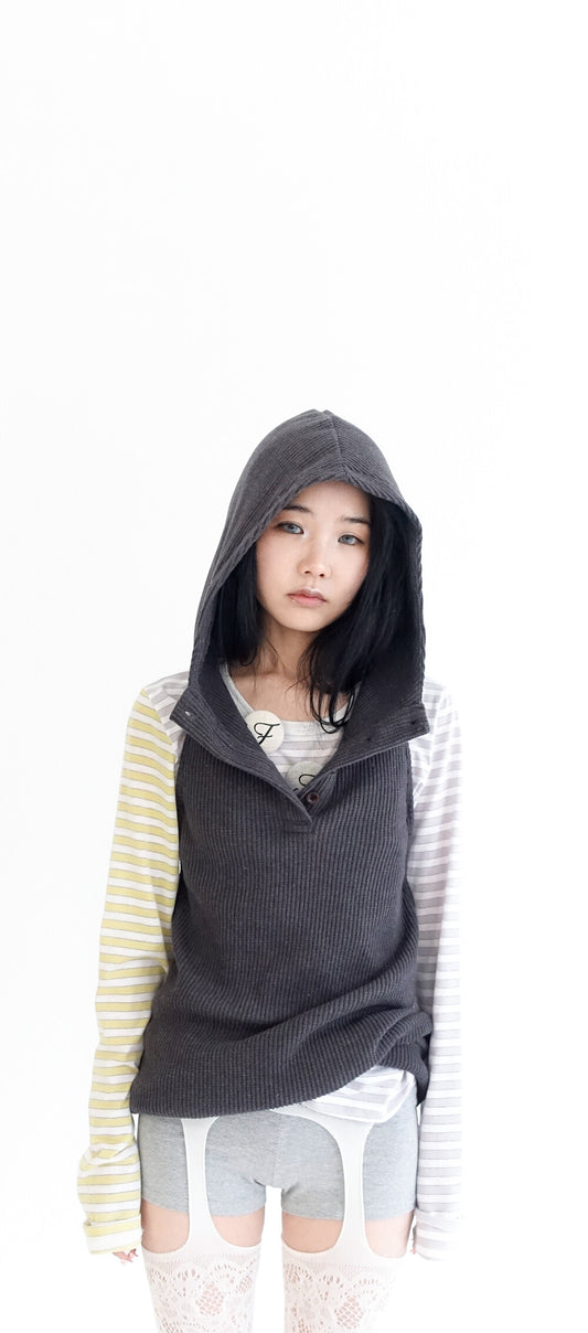 faerie-fw-24-(fa.er.ie)-waffle-halter-neck-hoodie-(charcoal)