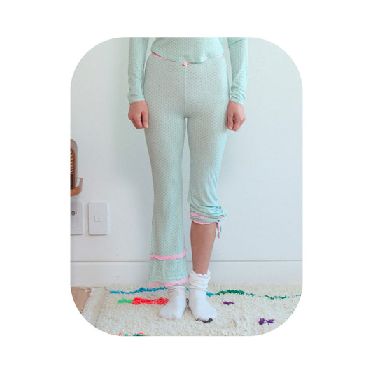 minjiena-ss-25-dots-capri-pants-mint