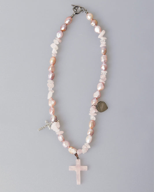 hetit-winter-23-rosa-necklace