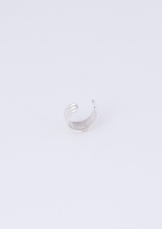 fillow-seasonless-23-unbalance-frill-earcuffsilver