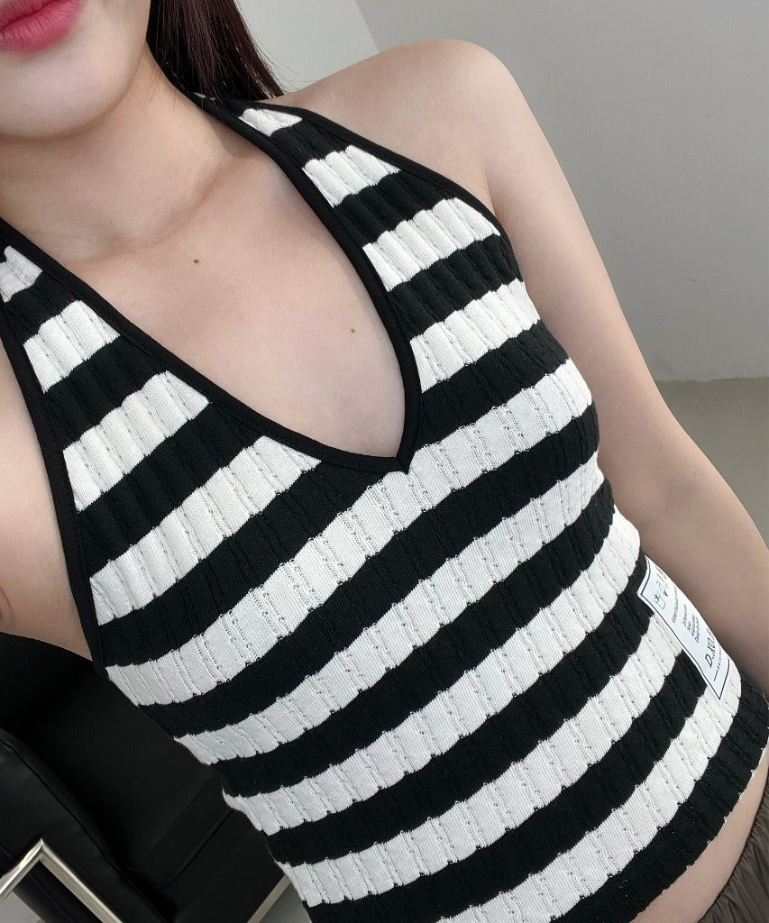 dxoh-summer-23-stripe-tagalog-sleeveless-black-white