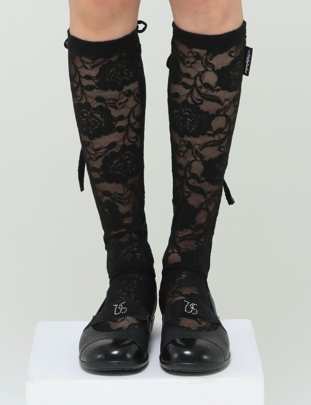 ugly-shadow-ss-24-rose-lace-long-socksblack