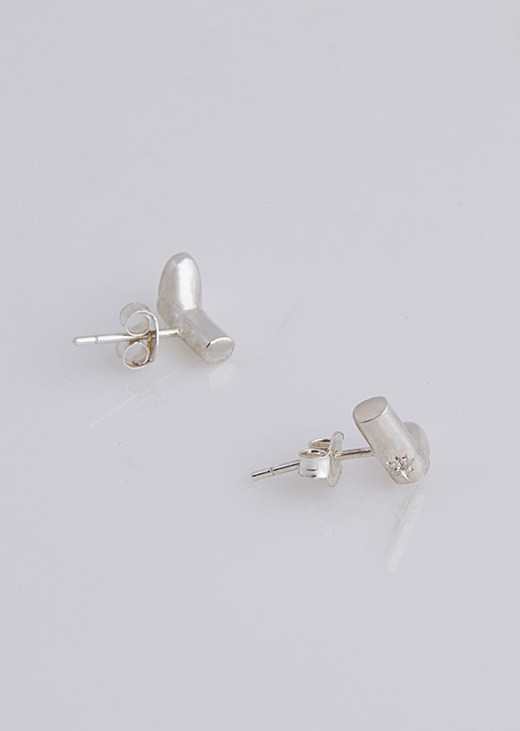 fillow-seasonless-stone-on-the-boots-earring