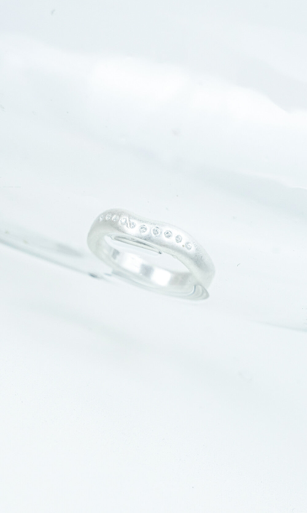 faerie-seasonless-cubic-charm-wave-ring